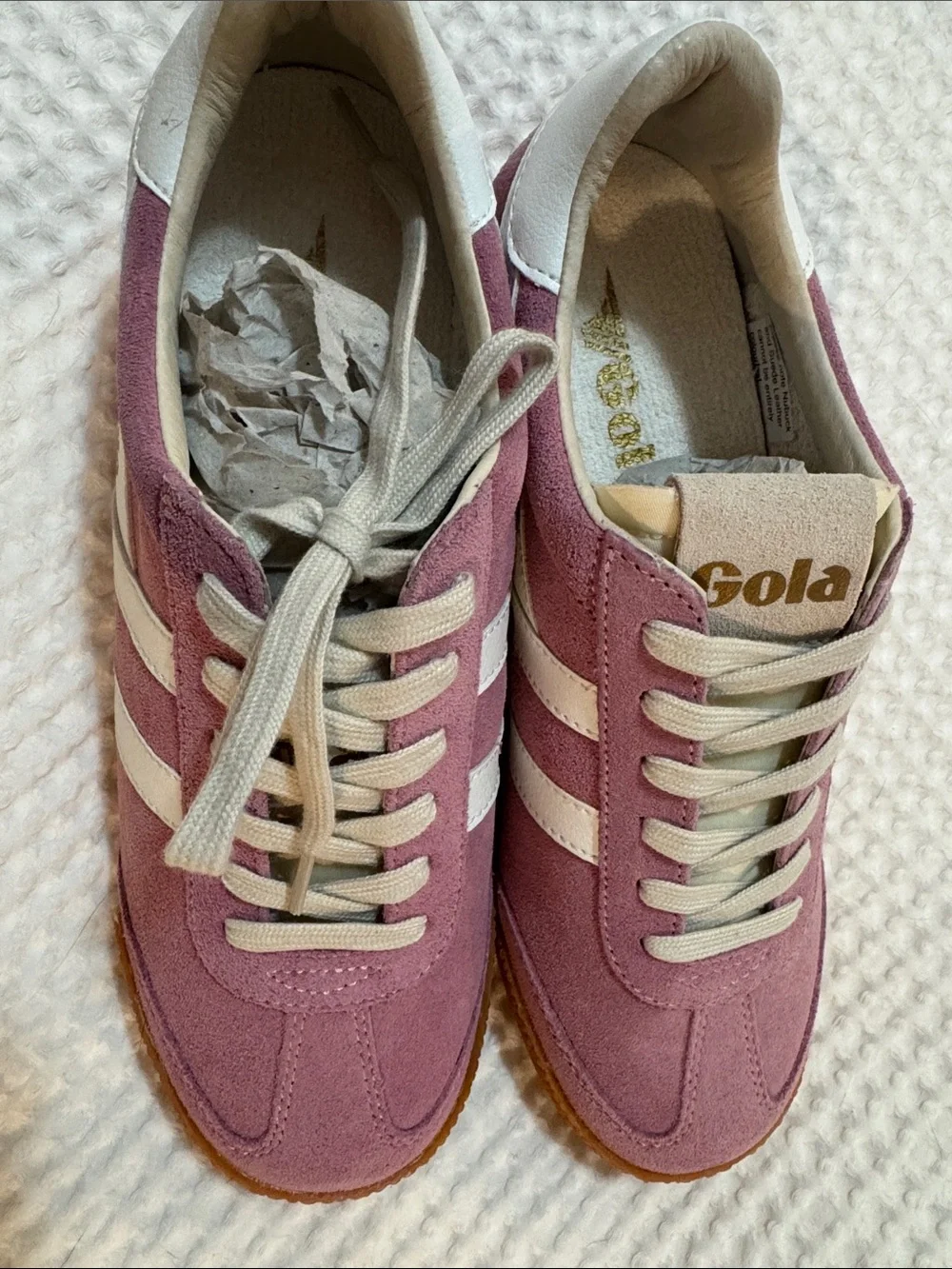 Gola Elan Sneaker in Candy and White. Size 8.5. New. Never worn.